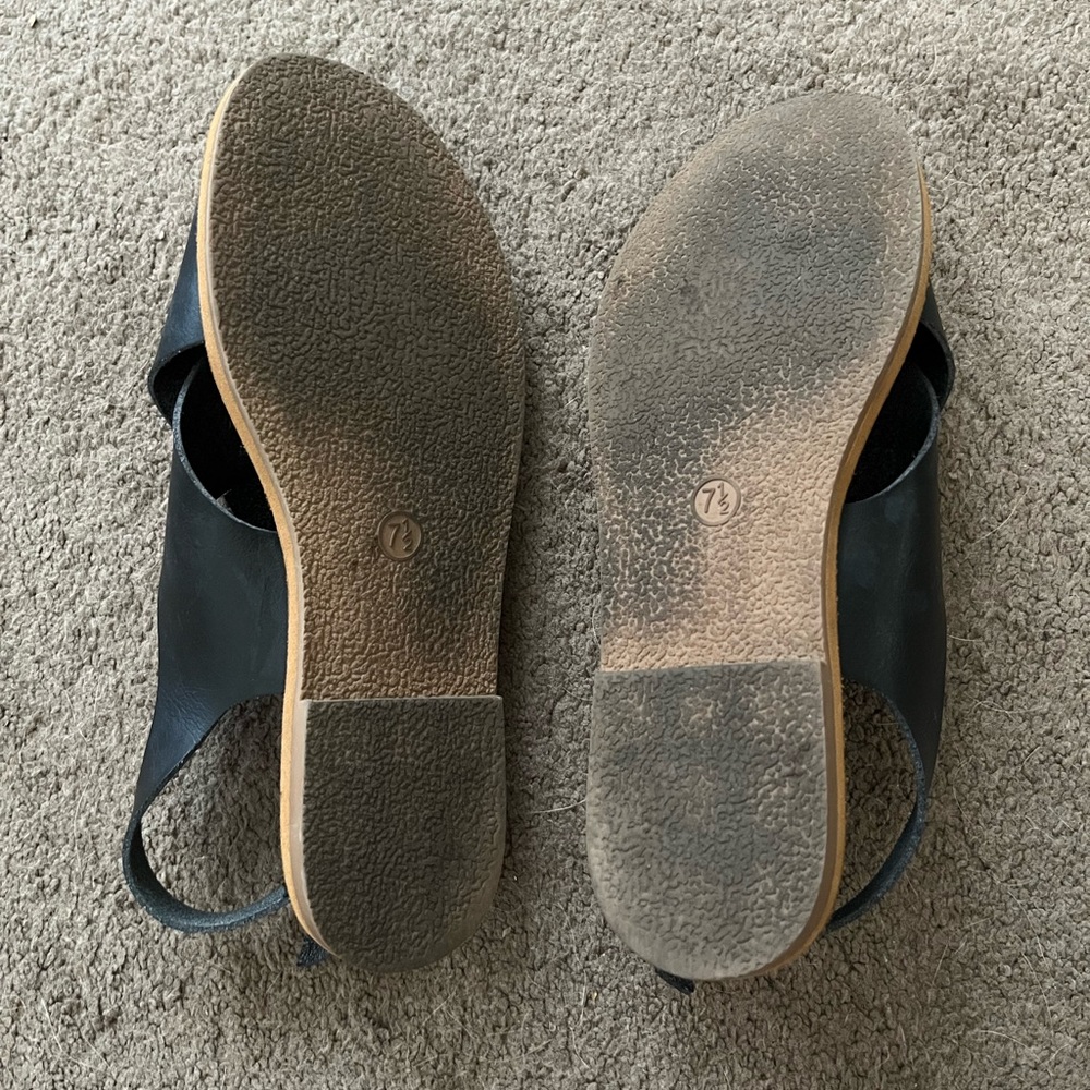 Sandals - Picture 5 of 5